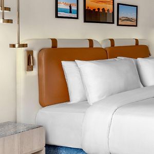 Executive Deluxe King Room