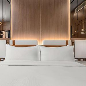 Executive King Suite